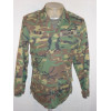 SIN Conjunto Uniforme Woodland Singapura